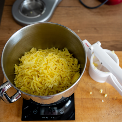 Rosa gebratene Bio-Entenbrust mit Maroni-Rotkraut & Enten-Grammel-Knödel