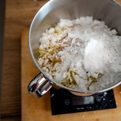 Rosa gebratene Bio-Entenbrust mit Maroni-Rotkraut & Enten-Grammel-Knödel