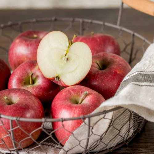 Bio-Braeburn-Äpfel.