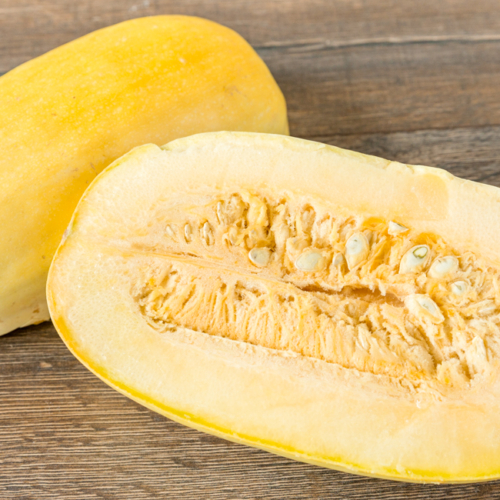 Bio-Spagehttikürbis aufgeschnitten